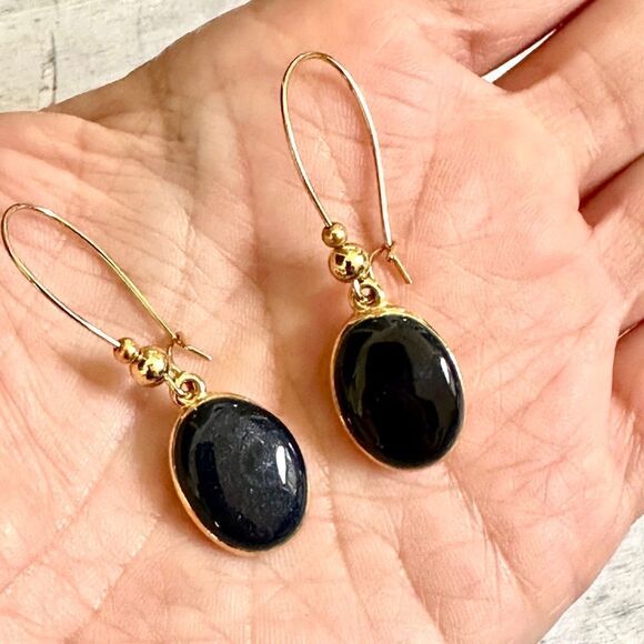 Gold tone blue/green drop earrings - Picture 7 of 8